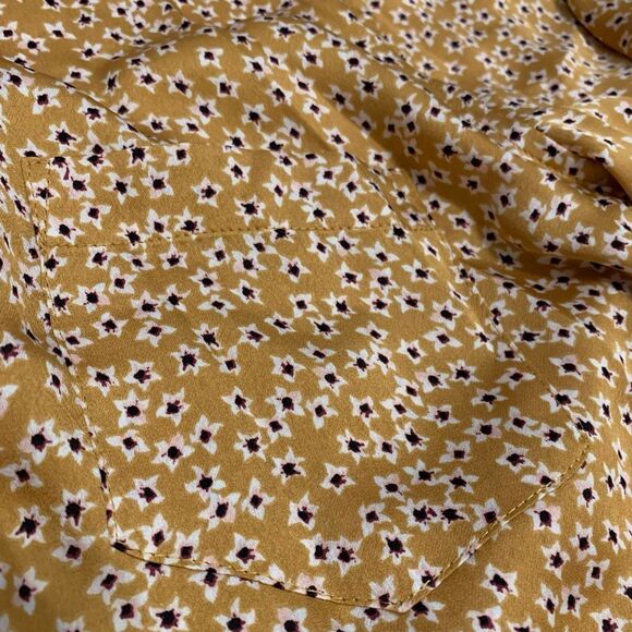 Equipment Femme sz L Leema button down shirt floral satin blouse - Picture 8 of 8